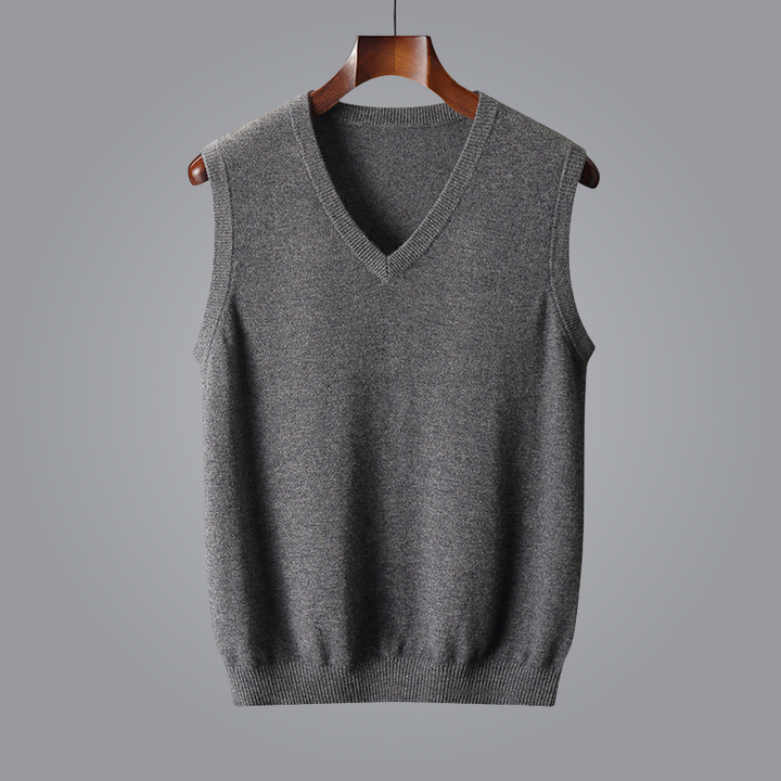 Front view of a grey women&