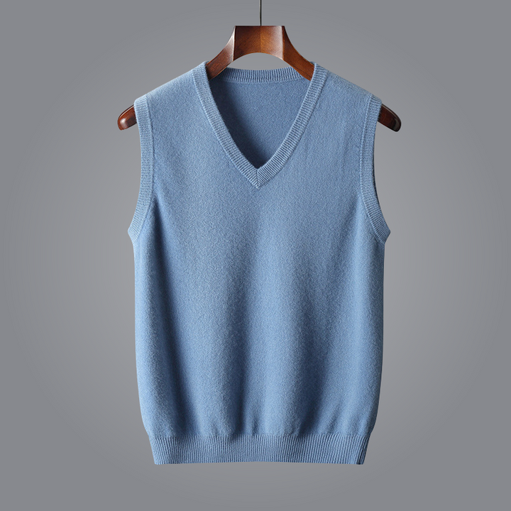 Front view of a light blue women&