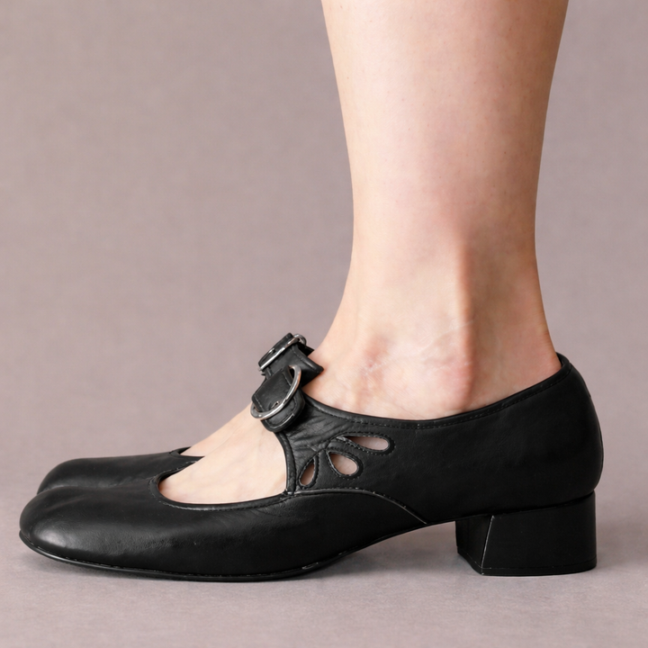 Black orthopaedic leather Mary Jane shoe with a buckle and block heel