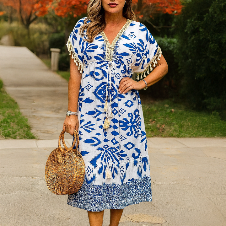 Front view of a model wearing the Women&