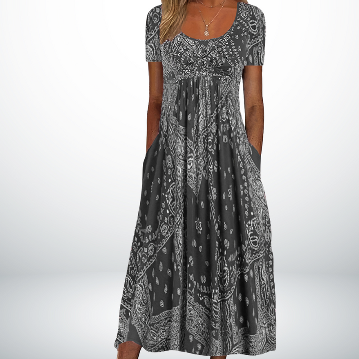 Front view of a women&