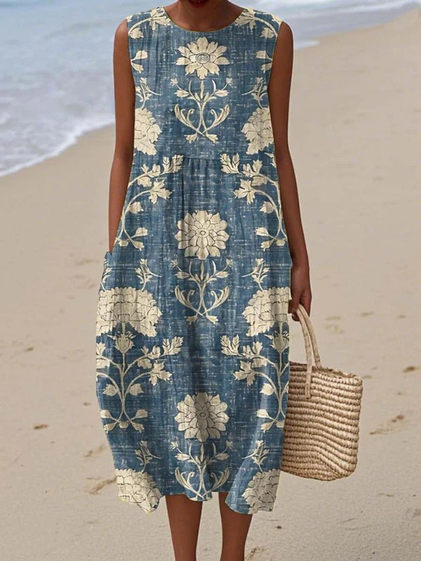 Front view of a model wearing a Women&
