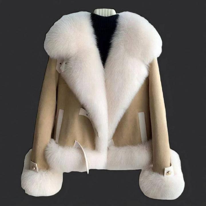 Front view of a women&
