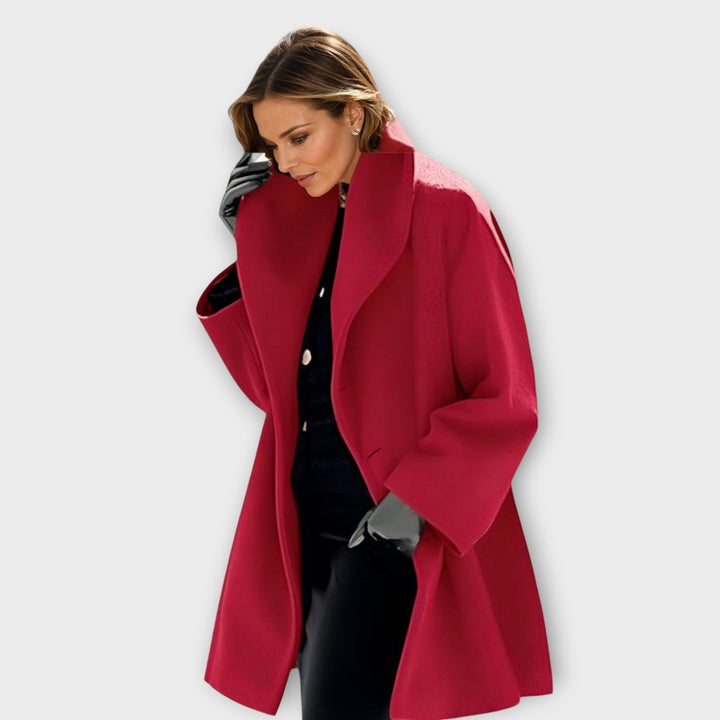 Three quarter view, model in a red women&