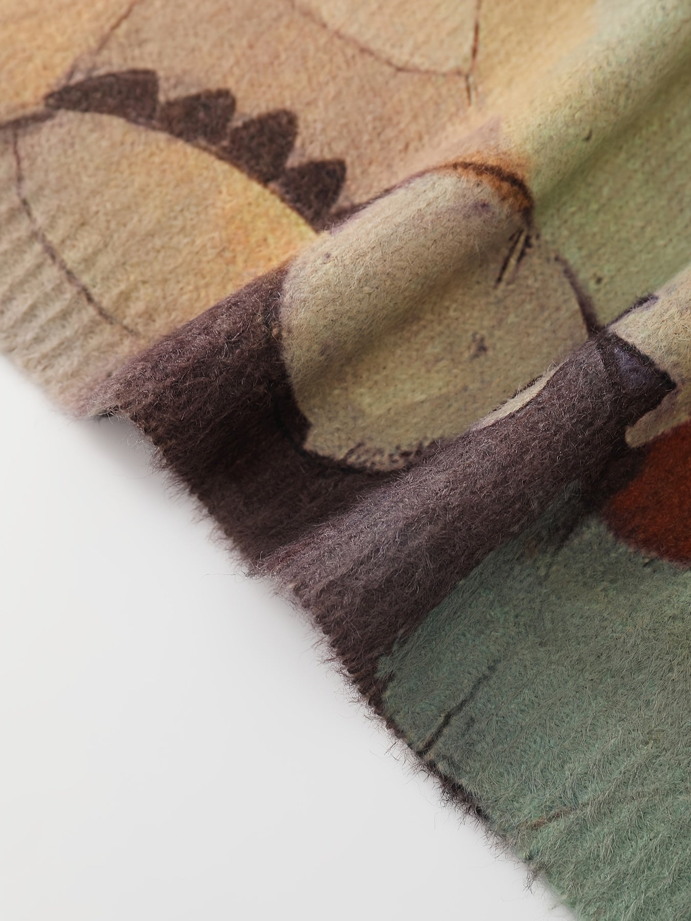 Luna | Elegant Leaf Print Knit Pullover