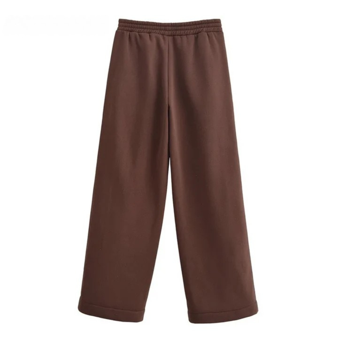 Stella™ – Retro Contrast Sweater & Velvet Pants Set