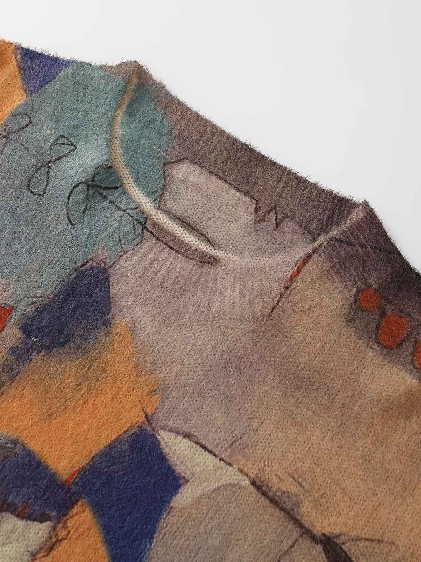 Luna | Elegant Leaf Print Knit Pullover