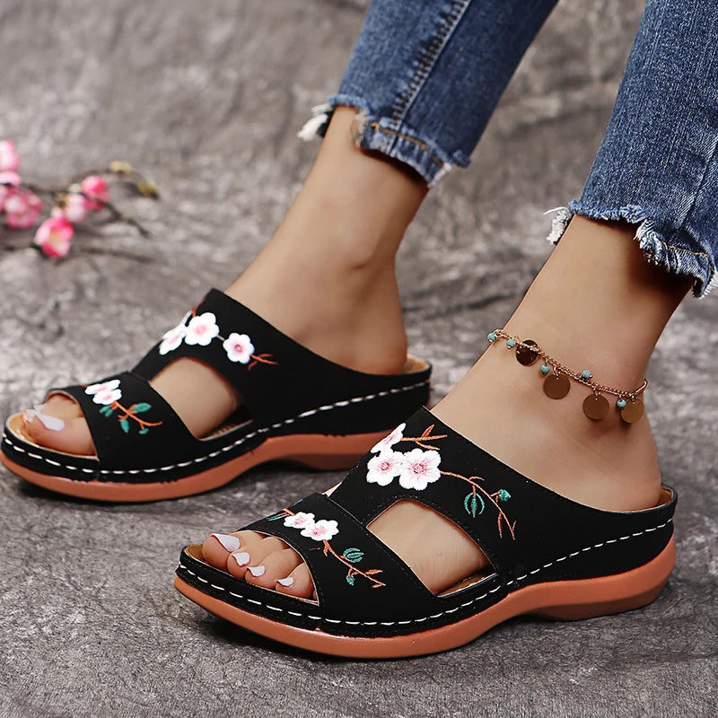 Sabrina™ | Floral Leather Sandals for Women