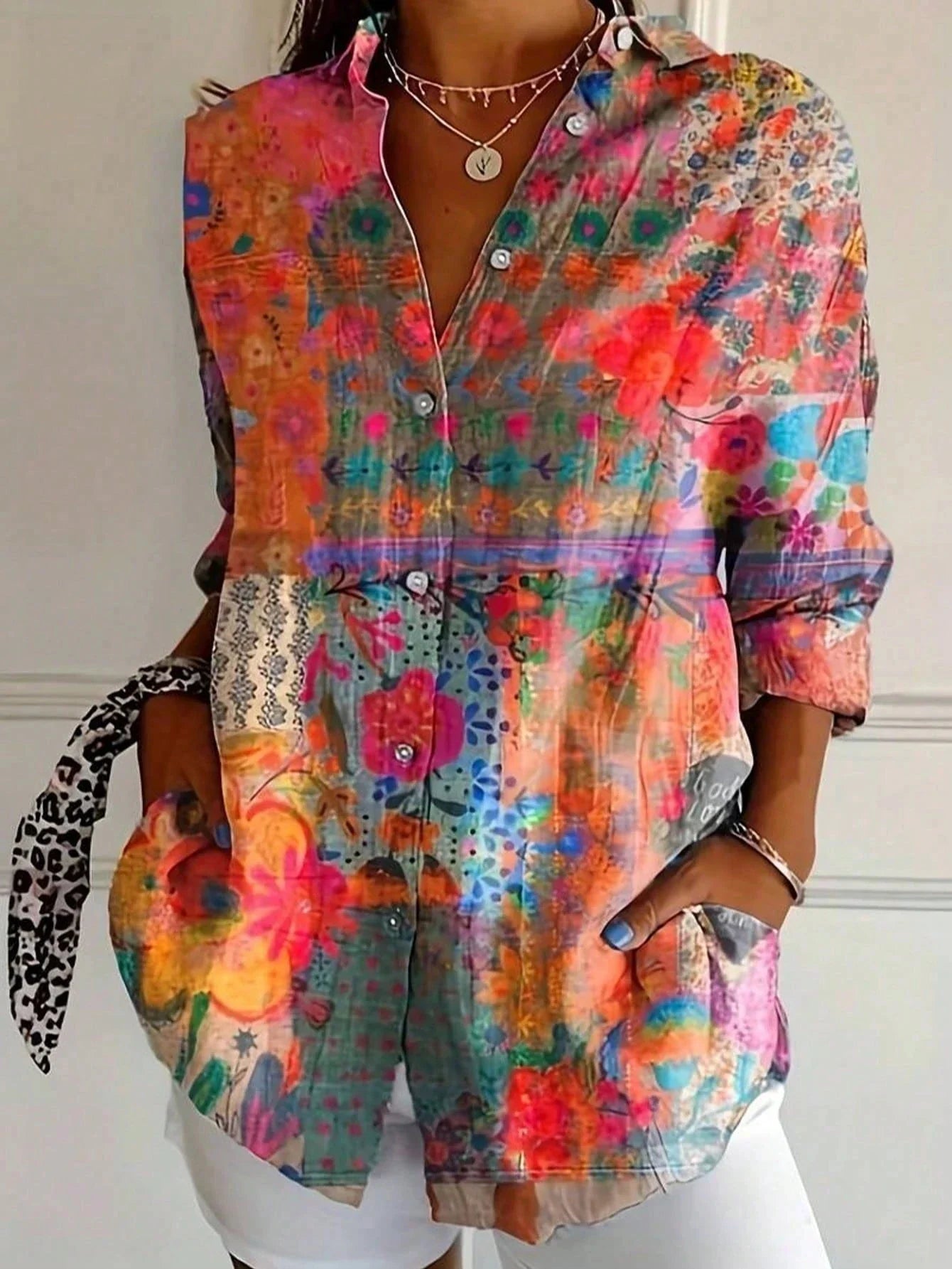 Frankie™ | Colorful Blouse with a Playful Print