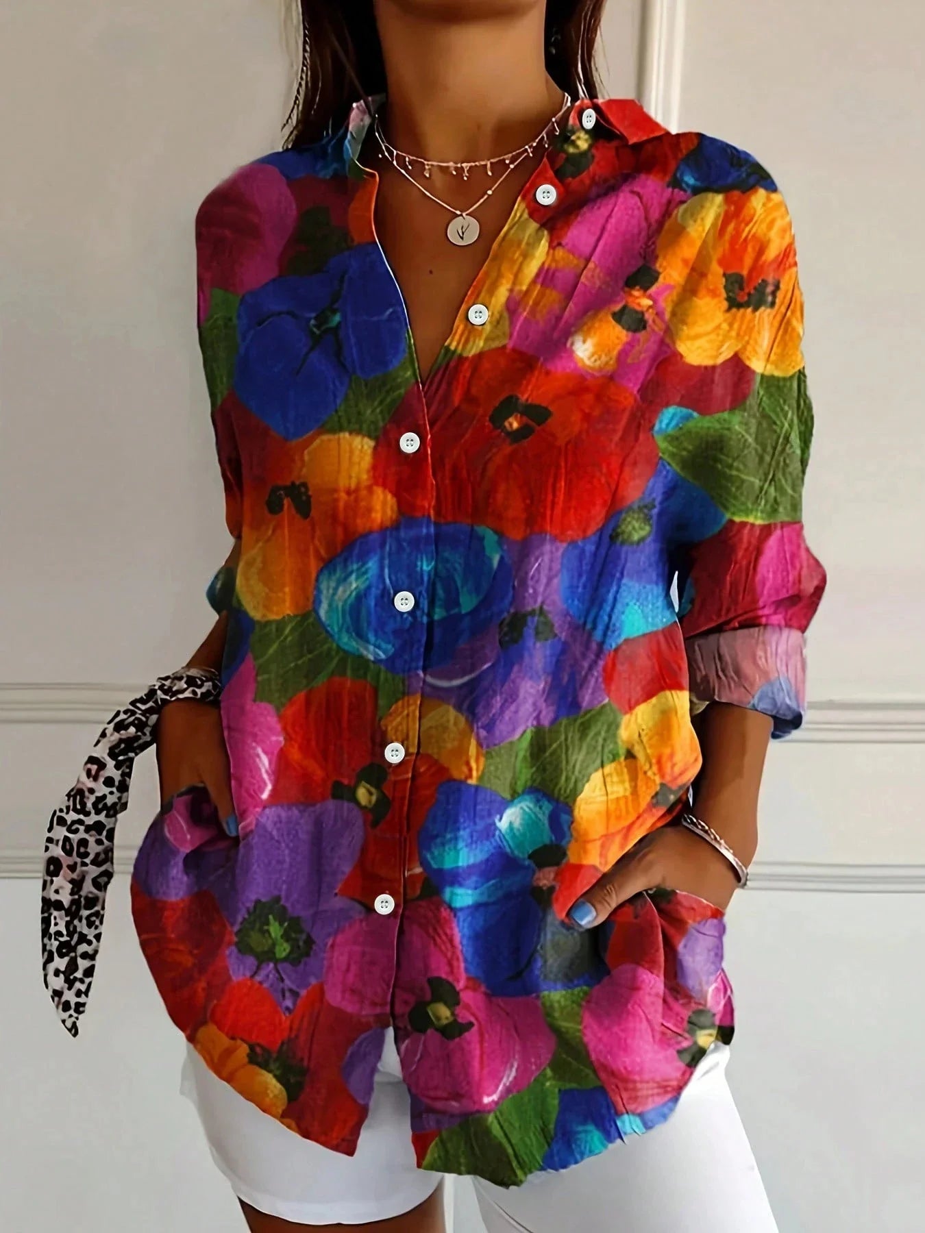 Frankie™ | Colorful Blouse with a Playful Print