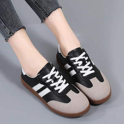 Katherine | Classic Black and White Casual Sneakers