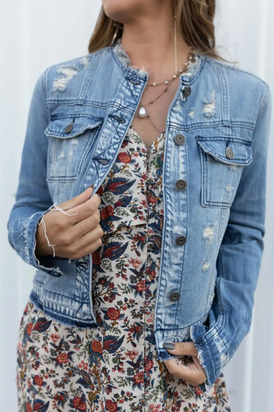 Willa | Fitted Short-Sleeve Denim Jacket with Utility Pockets