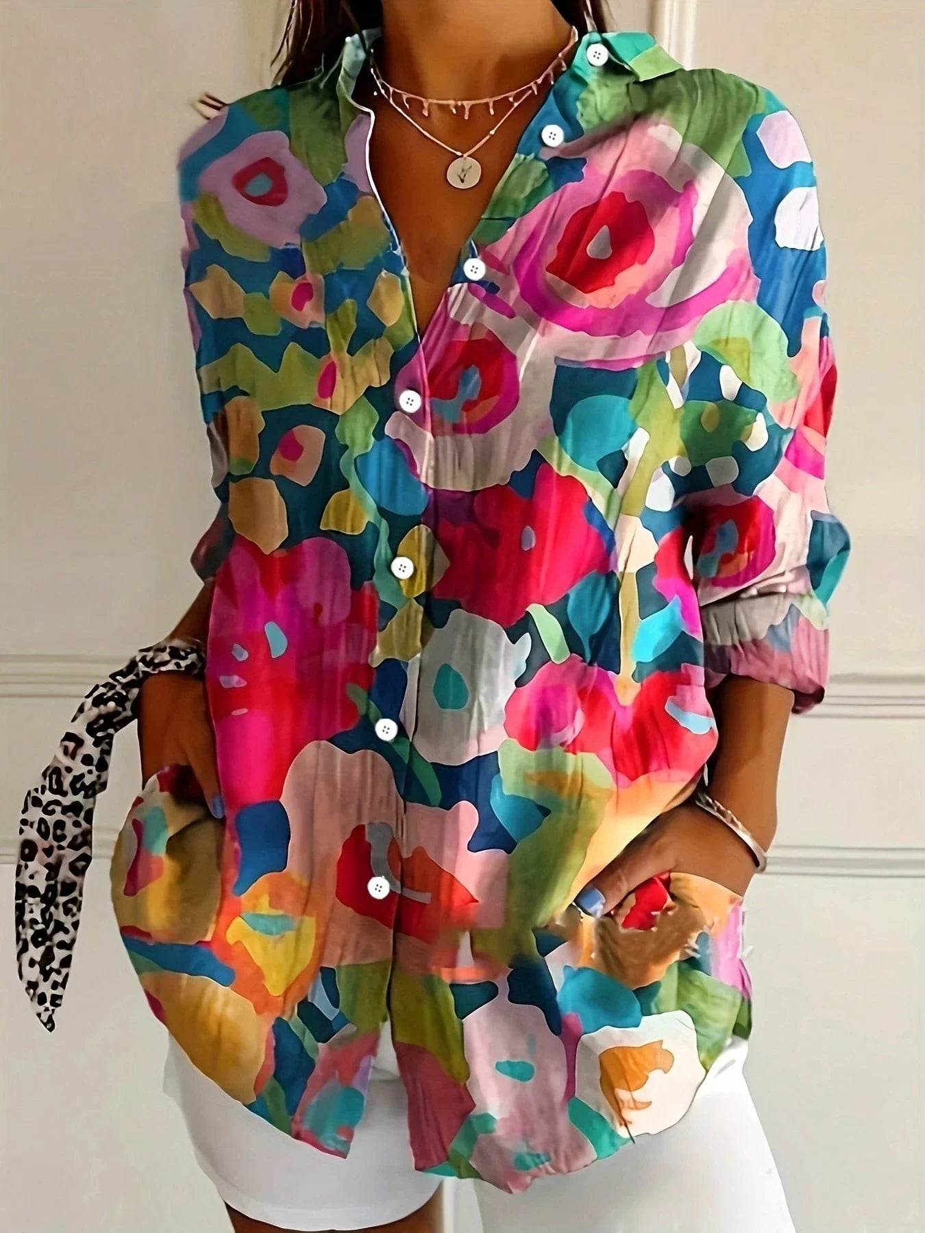 Frankie™ | Colorful Blouse with a Playful Print