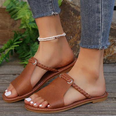 Maya | Minimalist Square-Toe Flat Sandals for Summer