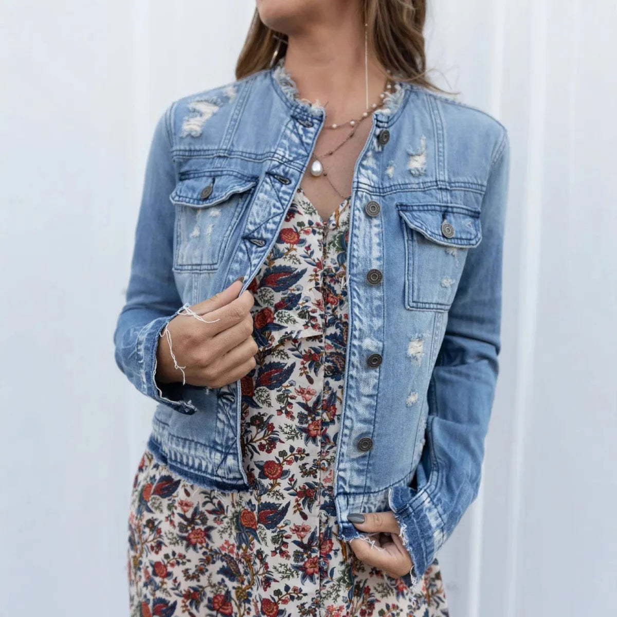 Willa | Fitted Short-Sleeve Denim Jacket with Utility Pockets