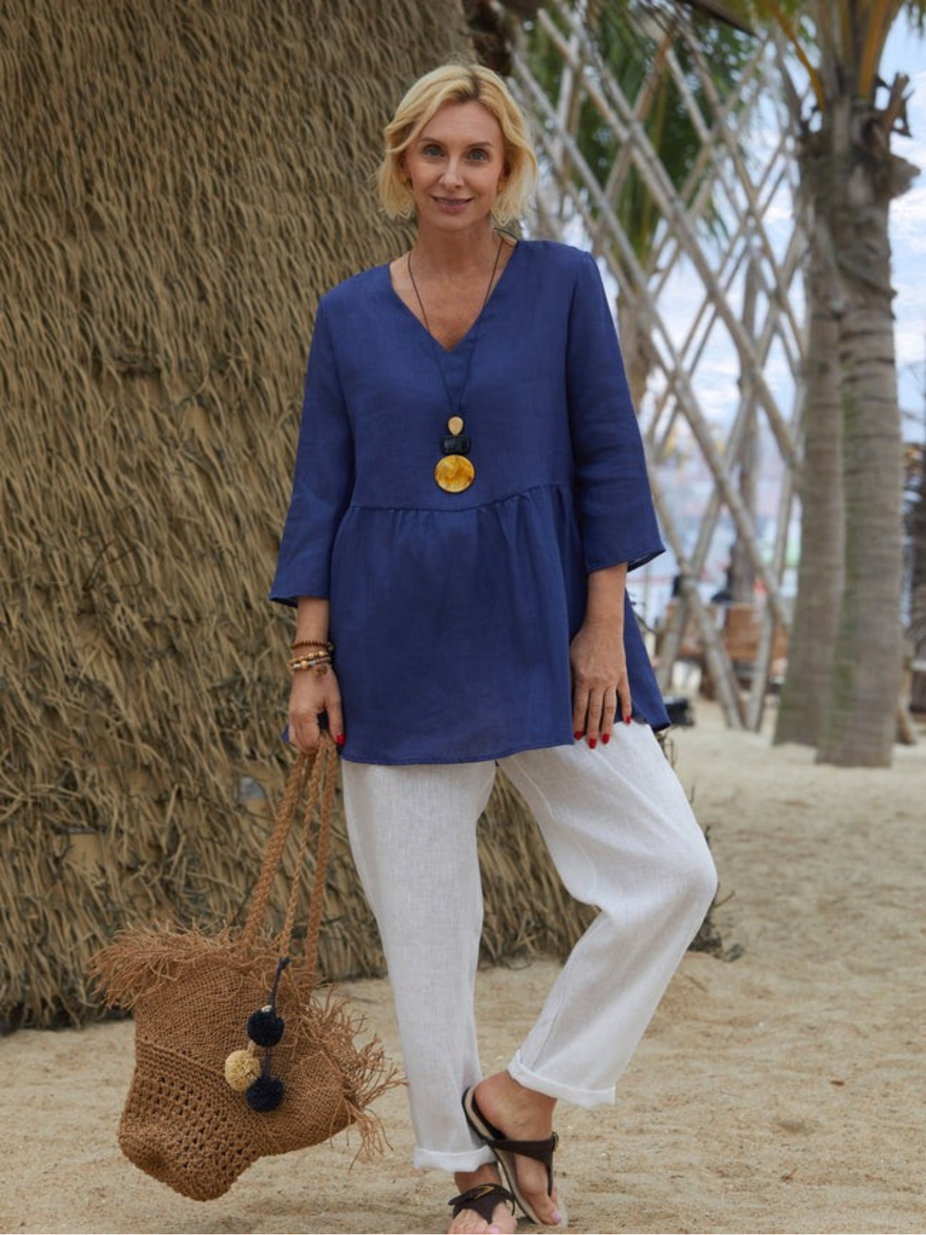 Women’s™ | 100% Linen V-neck Shirt