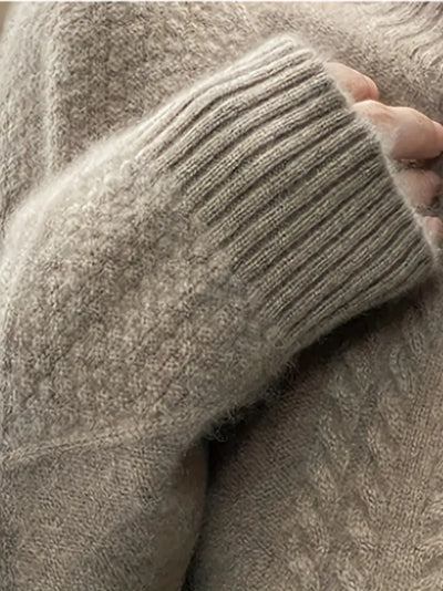 Scarlett | Chic Cable Knit Turtleneck Sweater