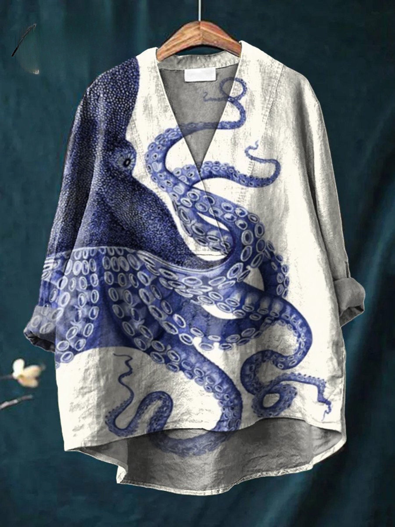 Olivia™ | Women's Deep Sea Octopus Tentacles Retro Art Print Casual Cotton And Linen V-neck Shirt