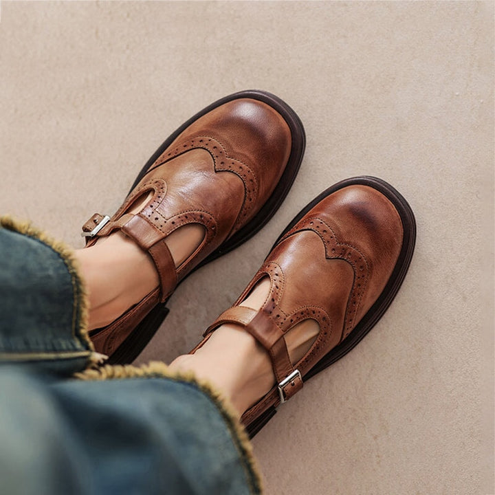 Worn by model, top down view of women&